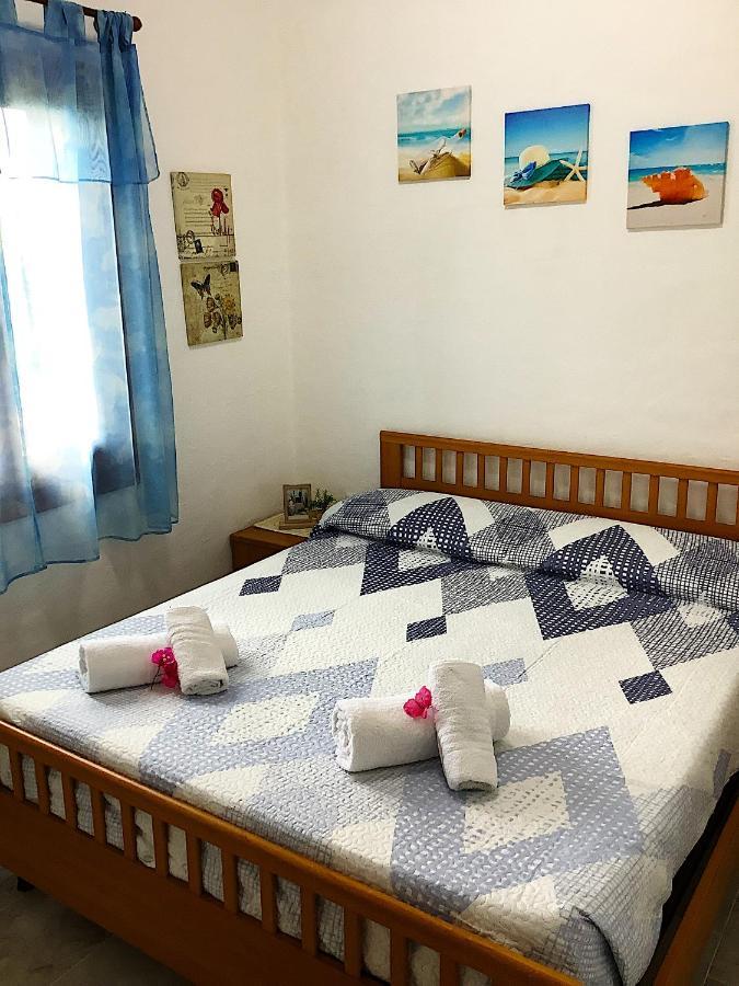 Villino Vista Mare Apartman Costa Paradiso Kültér fotó